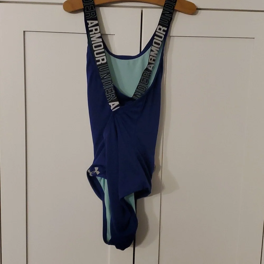 Girls Under Armour One piece Bathingsuit Size 10 - Picture 2 of 7